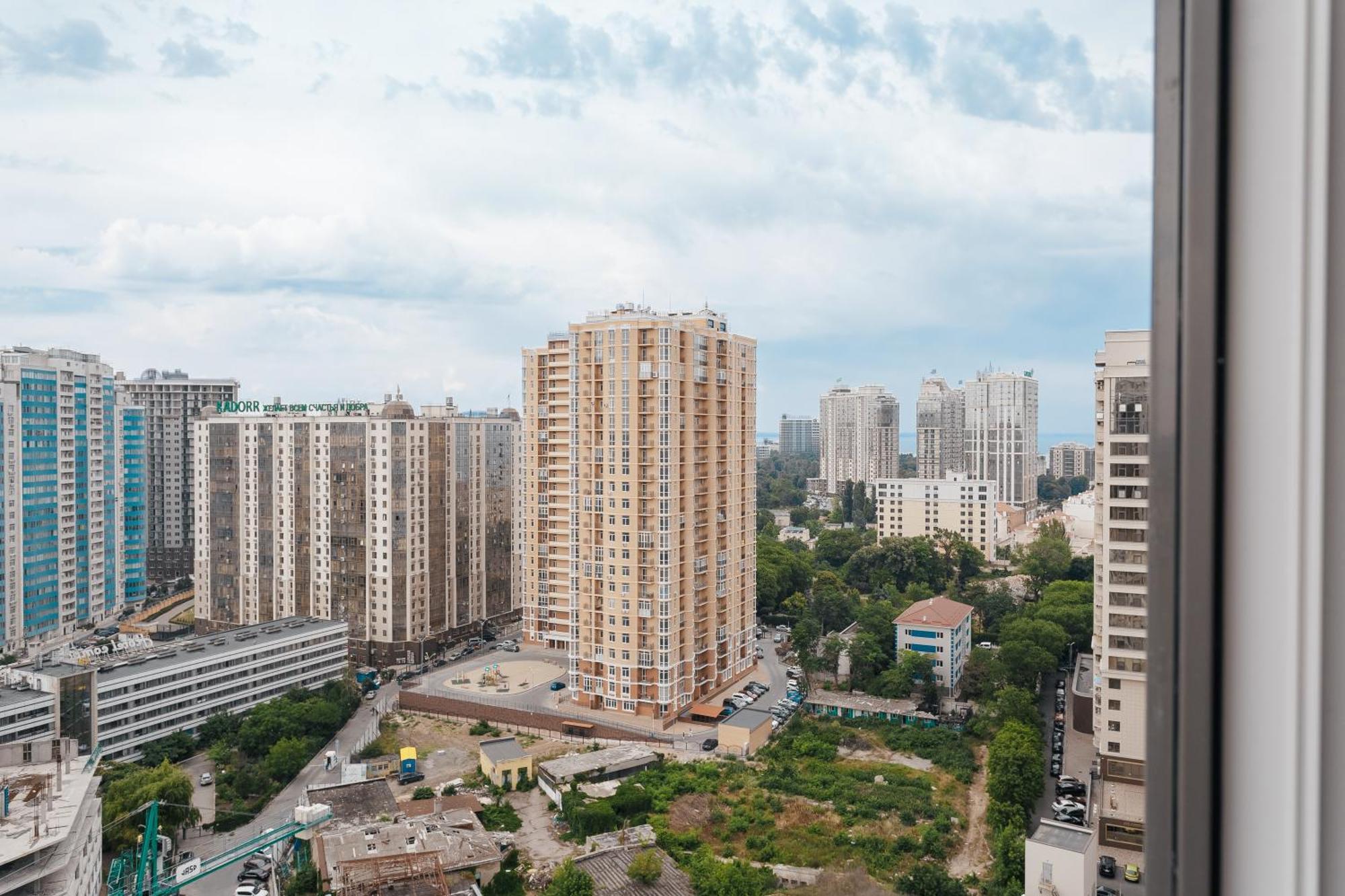 Prestige Plaza Apartments 敖德萨 外观 照片