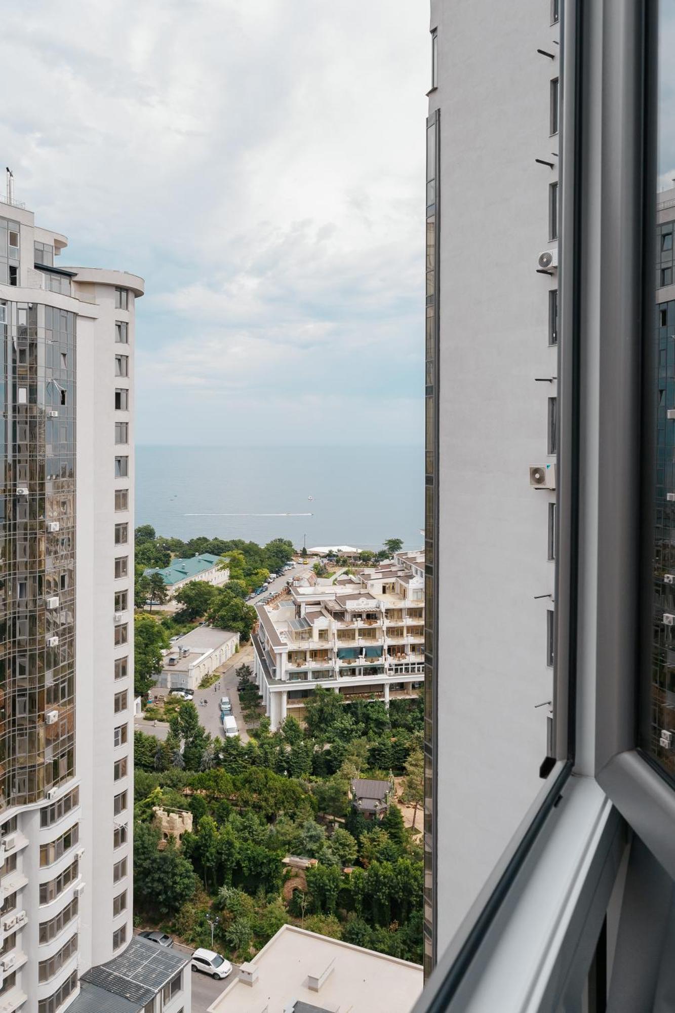 Prestige Plaza Apartments 敖德萨 外观 照片