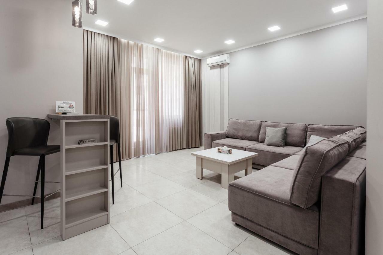 Prestige Plaza Apartments 敖德萨 外观 照片